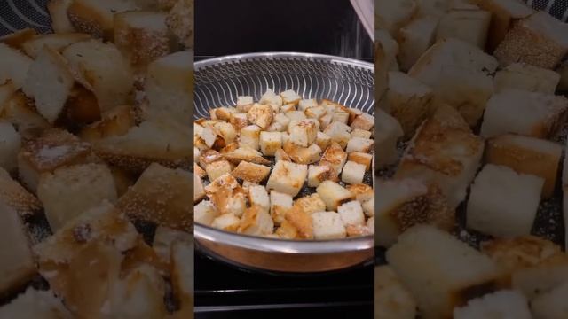 Французский сырный суп ? рецепт вы найдете в инстаграм  или Яндекс.дзен.