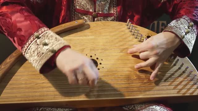 Гусли Русский феномен / Гусли - музыкальный инструмент древней Руси смотреть онлайн