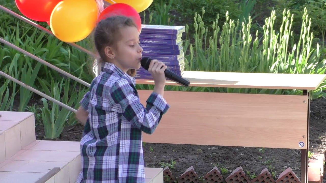 Широков Ксения. Хулиганка. школьный праздник смотреть онлайн