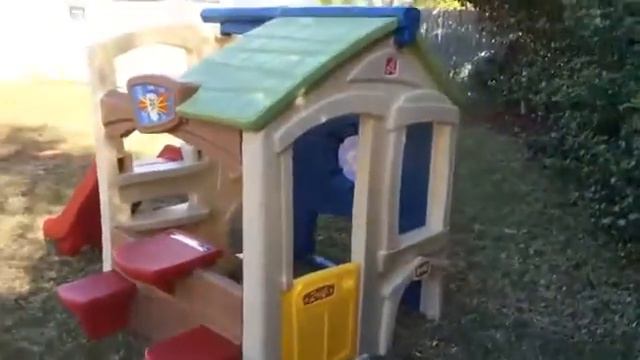 Игровой комплекс с домиком и горкой Веселые Соседи, 851000, Step2 смотреть онлайн
