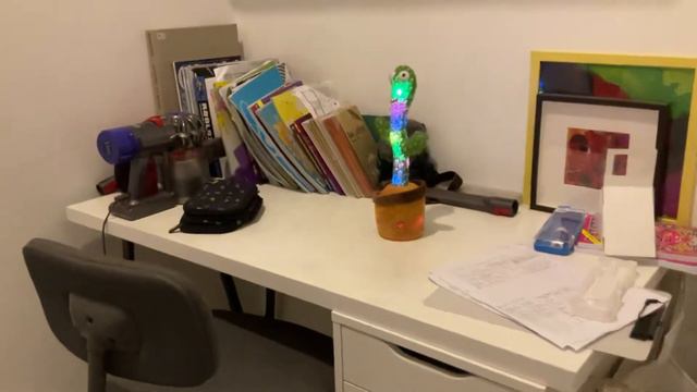 Cactus Sings Polish Cow (Polish Cactus Meme)