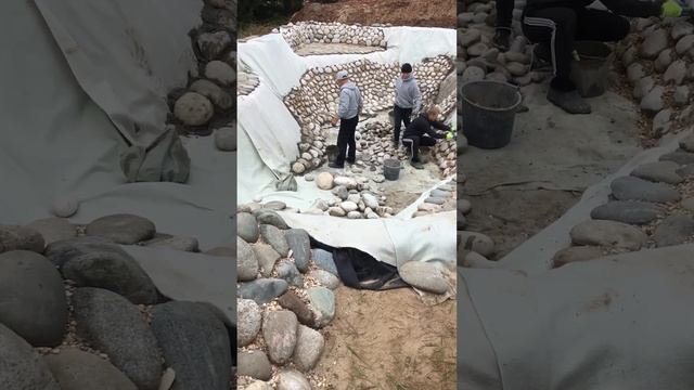 Укладка камня в пруду...