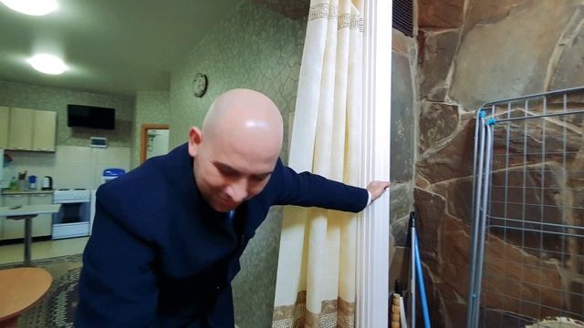 Однокомнатная КВАРТИРА с ремонтом в центре за 2 400 000 рублей || Самая дешевая ВТОРИЧКА Геленджика смотреть онлайн