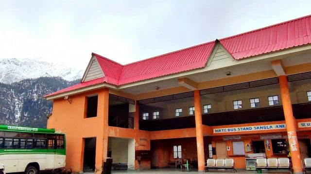 Sangla Bus stand in Kinnaur Valley, india last village bus stand. смотреть онлайн