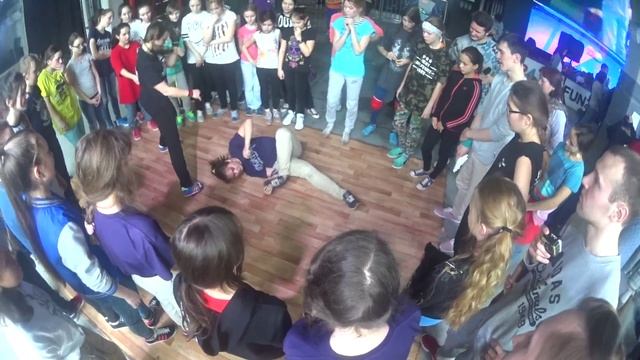 2015.03.01 Казань РЭП на голове студия брейк-данса Sense of life www.breakdance-ufa.ru смотреть онлайн