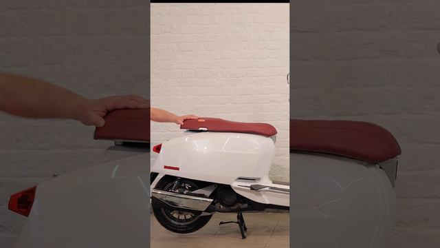 Lambretta - скоро в России смотреть онлайн