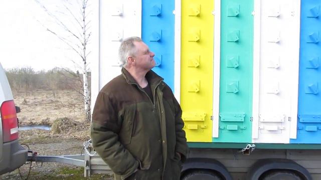 Пчеловодство в Пчелопавильоне Ярик с нуля. Перевозка. смотреть онлайн