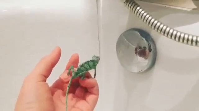 Какая то стена скользкая! смотреть онлайн