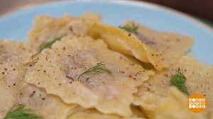Равиоли с сыром и орехами от Марии Суровой. Доброе утро. Фрагмент выпуска от 05.10.2023