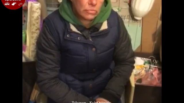 Продавец цветочного киоска отметила Пасху? смотреть онлайн