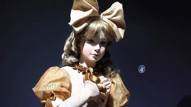 “Suok” Electromechanical Doll @ VDNH Polytech, Moscow (2016.4)