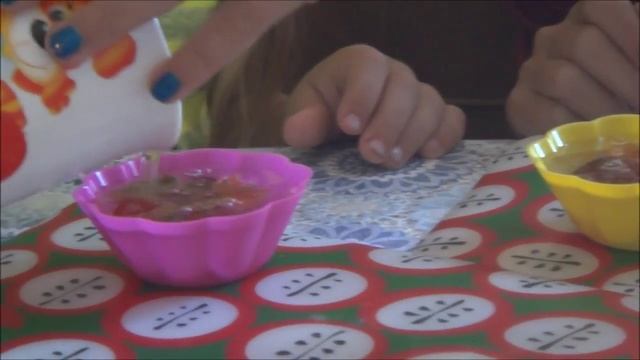 Проводим эксперимент с сестренкой! СПРАЙТ МАРМЕЛАД смотреть онлайн