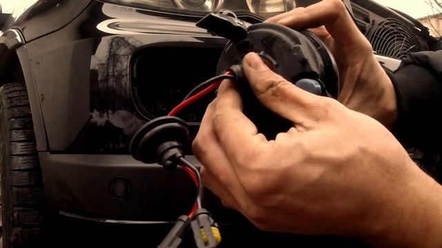 Замена ламп в противотуманных фарах BMW X5 E53 смотреть онлайн