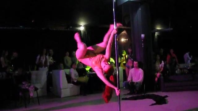 Студия Танца На Пилоне "Zhukova Dance" Казакова Клавдия смотреть онлайн