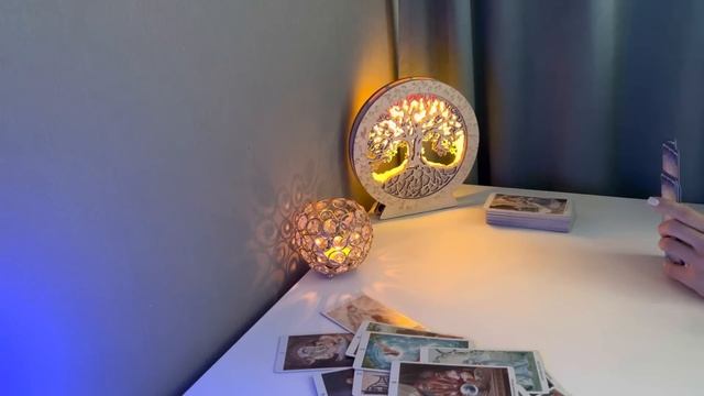 Любовный треугольник ✨ смотреть онлайн