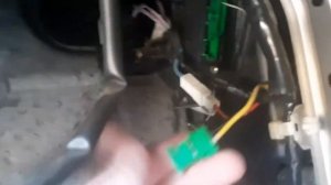 Не крутит вентилятор печки. Ниссан тиида