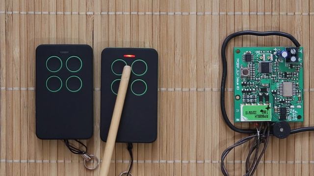 О дубликате пульта FAAC 868 SLH. 3 урока настройки универсального пульта Уни на шлагбаум ворота FAA смотреть онлайн