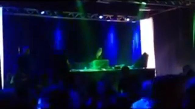 Zappelparty смотреть онлайн