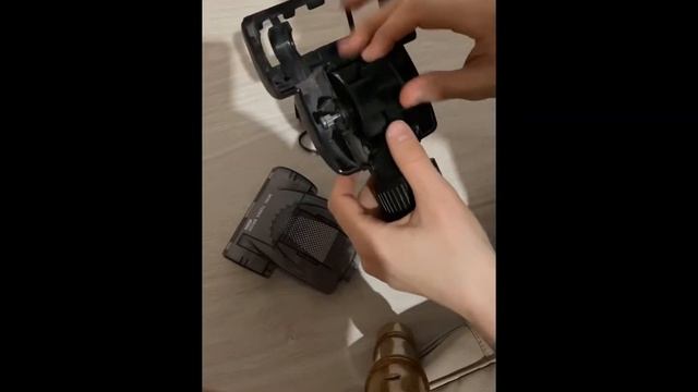 Чистим насадку Mini turbo brush, от Tefal compact power xxl cyclonic. смотреть онлайн