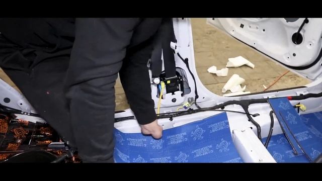 Шумоизоляция автомобиля Alphard-Customs54. смотреть онлайн