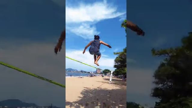 Трюки на стропе (slackline) смотреть онлайн