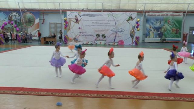 воспитанницы тренера Рабец Юлианы смотреть онлайн