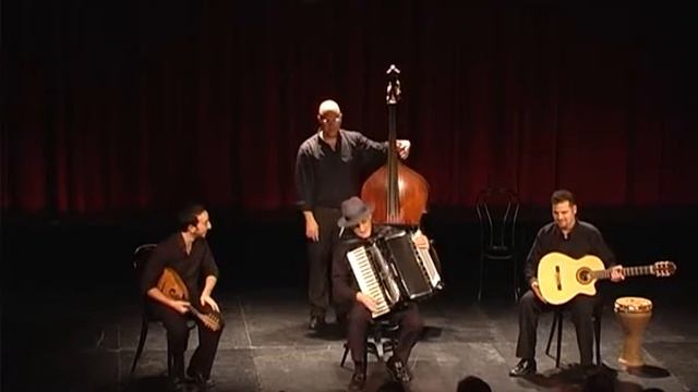 la Roulotte & Indifference (L'Indifférence) - Emil Aybinder French Accordion Music - Waltz Musette смотреть онлайн