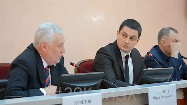 На знаменитую Бугазскую косу теперь не проехать. Только пешком смотреть онлайн