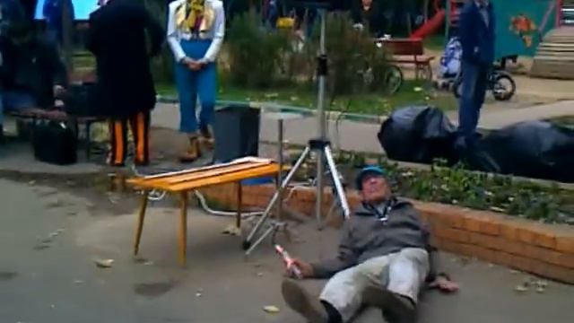 Петрович упал