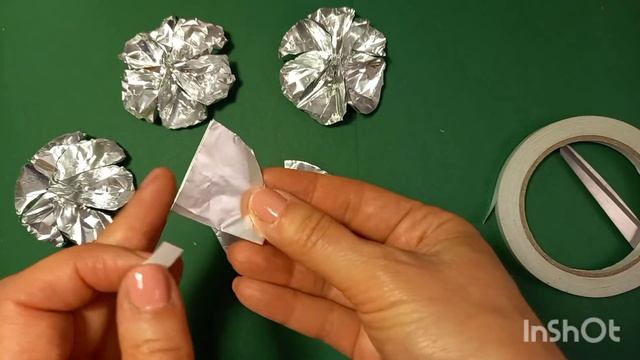 DIY Tin Foil Flower/ Alufolie Blumen / Цветы из фольги / очень легко смотреть онлайн