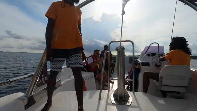 Olhuveli Maldives Adventure 2021 смотреть онлайн