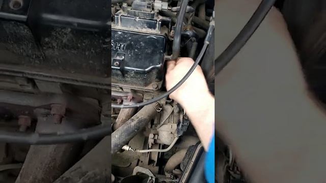 Устранение ошибки P0340 и Замена датчика распредвала на Лансер 9 смотреть онлайн