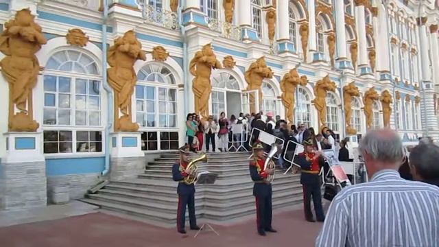entrance to Palace(Большой Екатерининский дворец).MOV смотреть онлайн