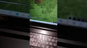 Как переключиться на выживание и криатив в майнкрафт на ноутбуке.