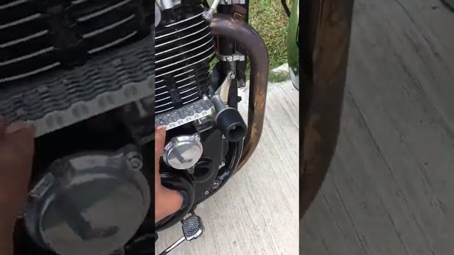 YAMAHA SR400/500 Rayong смотреть онлайн