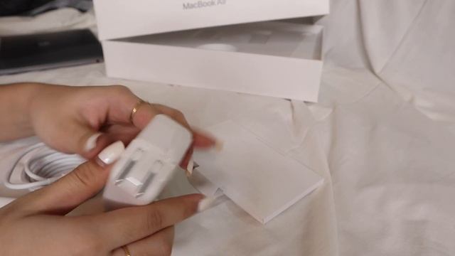 ? Macbook Air 13" Unboxing ASMR + Primary Setup ? смотреть онлайн