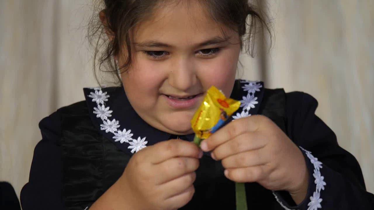 ЦаразонТА заронд Батахъома балц - в гостях в Старом Батако смотреть онлайн