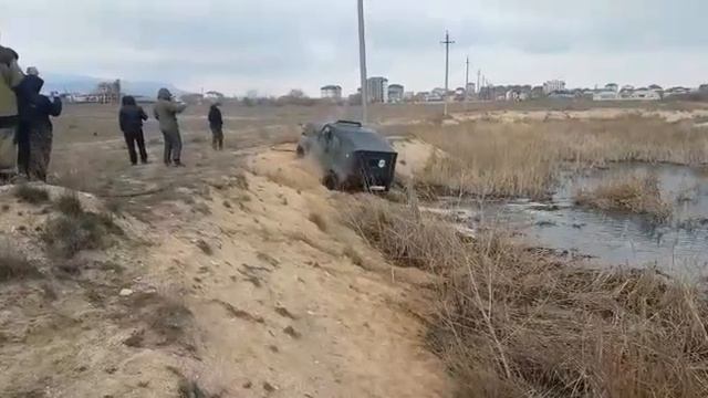 Гонки на внедорожниках по бездорожью в пригороде Махачкалы, каспийское море, гонки, ралли, смотреть онлайн