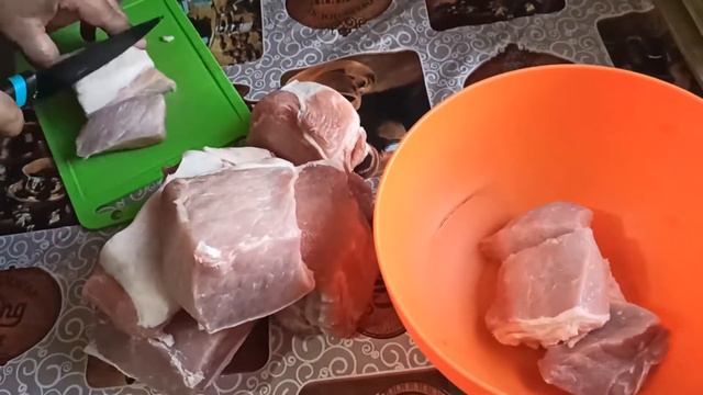 Начало мая, ветер, крыша, почти лето и шашлычок на 1 мая. смотреть онлайн