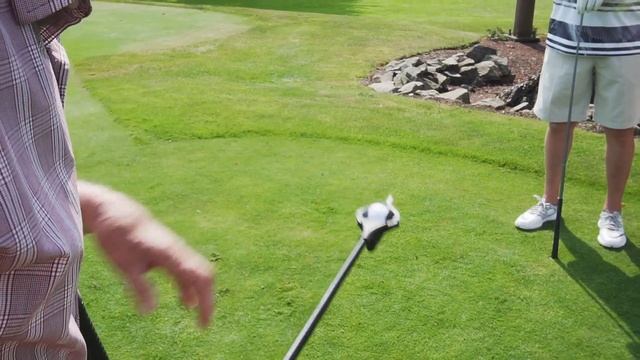 Enjoy Your Golf Game without Bending Over with JJ Tee Up смотреть онлайн