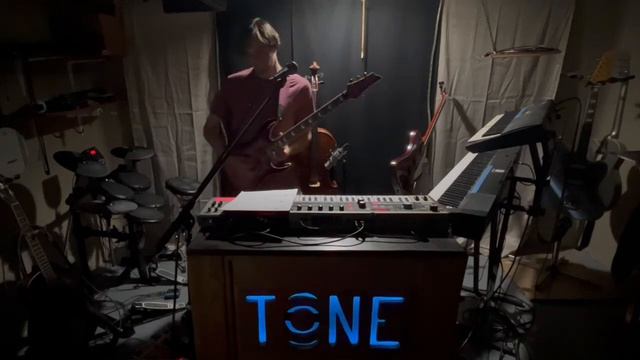 TONE - Save Some Space смотреть онлайн