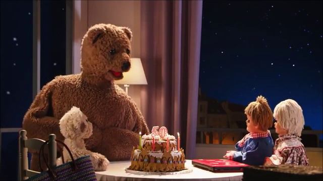 Ytp fr Nounours gâche la fête de Noel смотреть онлайн