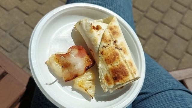 Хотдог на коленке (7) смотреть онлайн