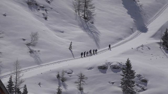 Mario Seidl ( Nordischer Kombinierer ) trainiert in Sportgastein. смотреть онлайн