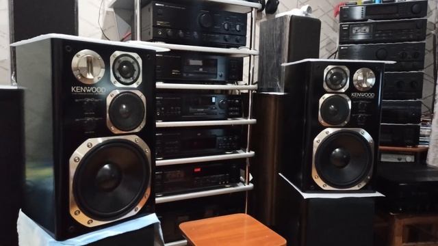 Pioneer A-717 and Kenwood LS-X900 смотреть онлайн