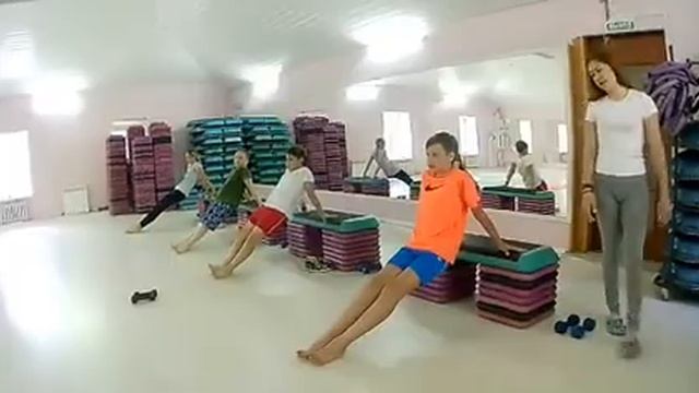 Объявляется набор групп в бассейне «ВОСТОЧНОГО КЛУБА». Телефон для записи 8 987 490 23 87. смотреть онлайн