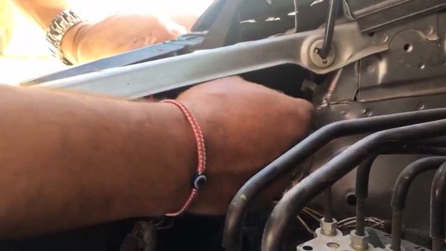 TOYOTA SIENNA FRONT TURN SIGNAL LIGHT BULB REPLACEMENT 2011-2017 смотреть онлайн