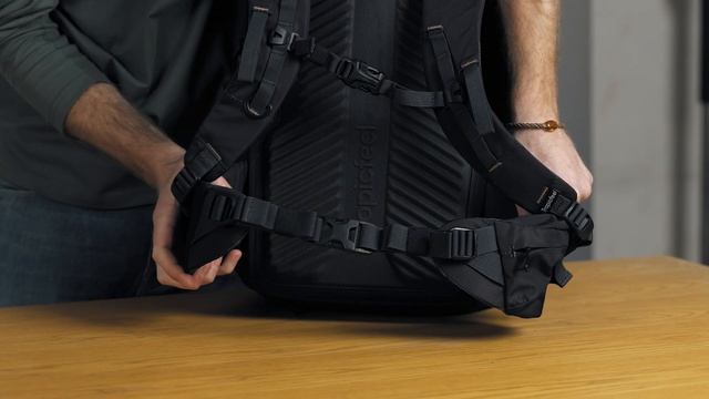 Product Tour - Shelter Backpack | Tropicfeel смотреть онлайн