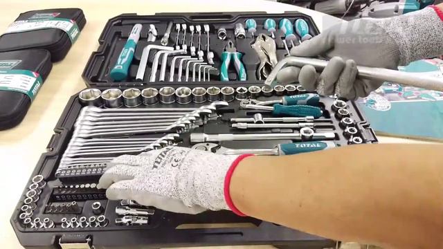 TOTAL 142 Pcs Combination Tools Set смотреть онлайн