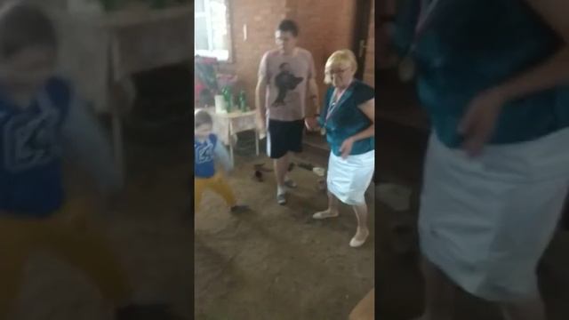 Танец в деревне смотреть онлайн